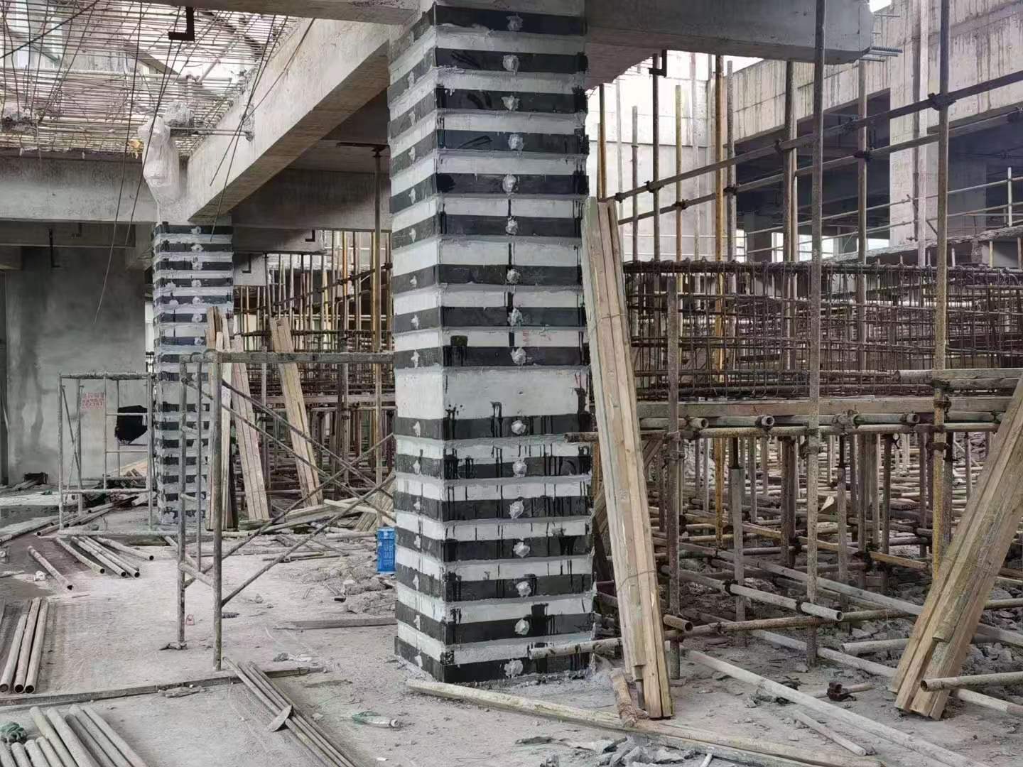 海港柱子包钢加固施工方案